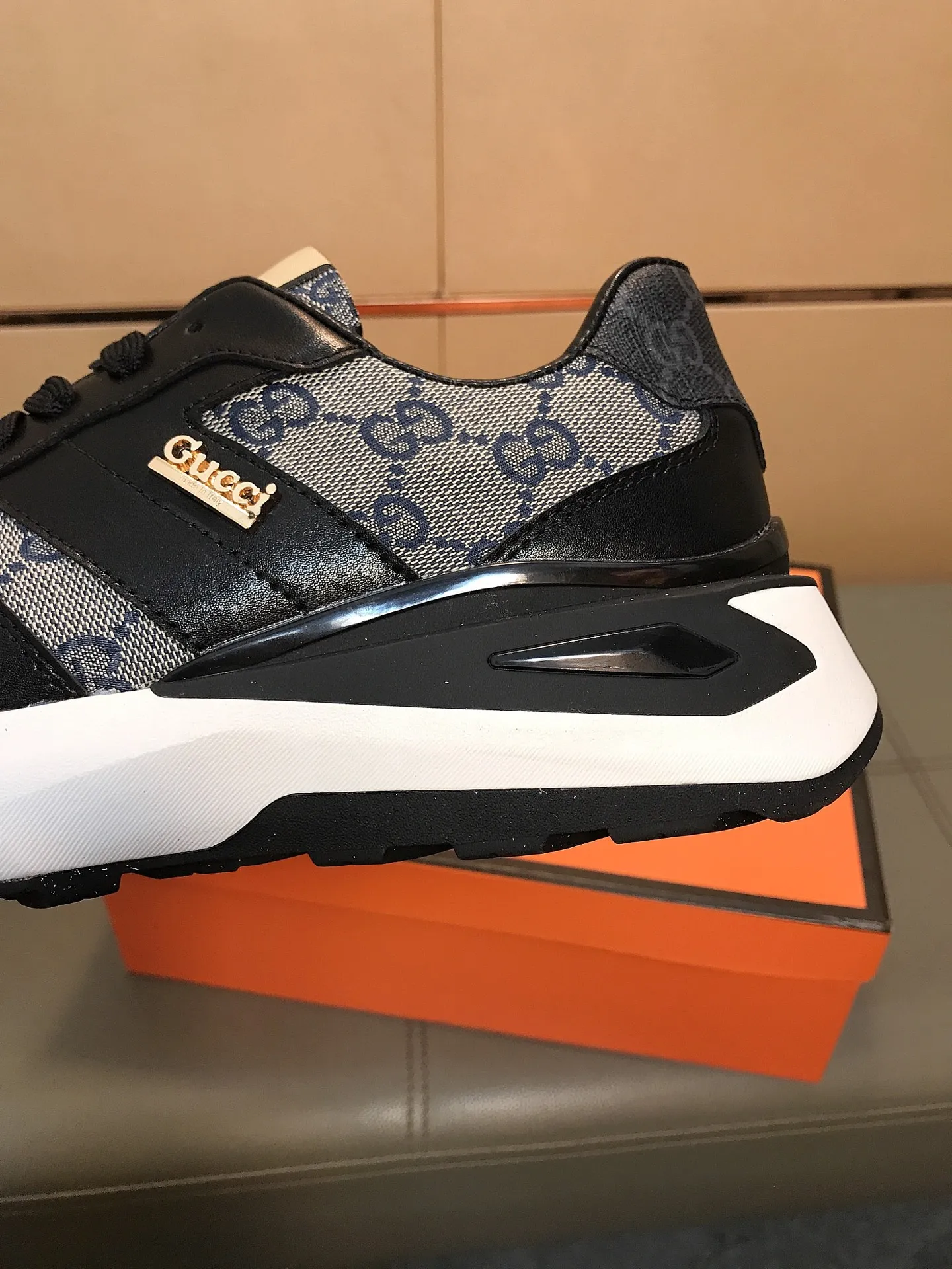 Ex-factory price 442 👟👟🆕🆕 (GUCCI) latest casual and fashionable men's shoes, hot style 💥 simple and elegant style, exclusive for trendy men, the upper is made of cowhide + brand printed fabric, sheepskin lining + foot pads, soft and comfortable outsole! 38-44.